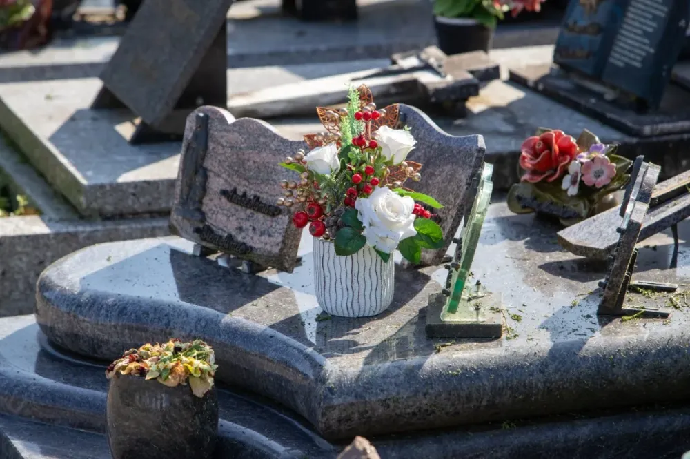 tombe cimetière
